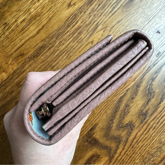 ⚡️Gucci Swing Leather Flora Long Wallet - Japan Exclusive! - Picture 9 of 12